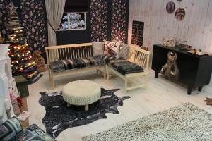 10634024_1552108108360524_1527258578525021784_o